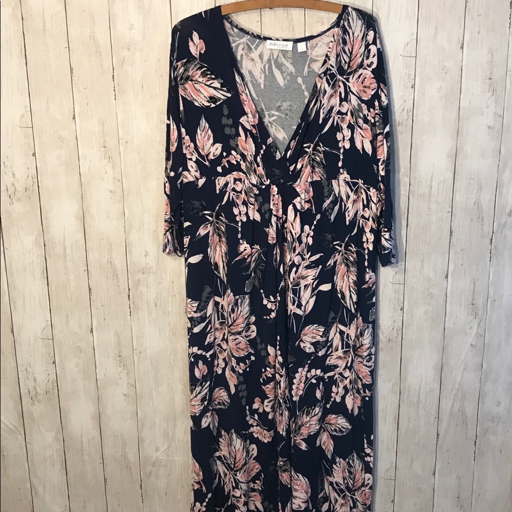 Flutter And Kick Flower Maxi Maternity Dress L